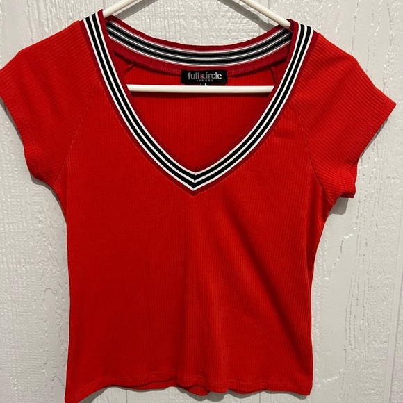 full circle Tops - EUC Full Circle size large v-neck red crop top ribbed